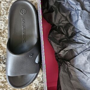 Tory Burch Black Flip Flop Sandals | Visible Logo | Adidas Style | Ultra Comfort